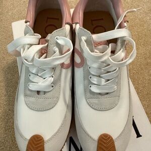 LOEWE Women's White and Pink Sneakers